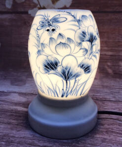 Đèn Xông Tinh Dầu Bát Tràng Dáng Xoài- Hoa Sen