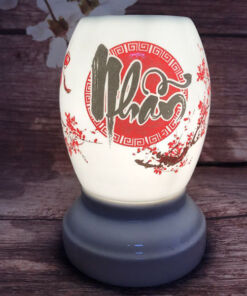 Đèn Xông Tinh Dầu Bát Tràng Dáng Xoài - Chữ Nhẫn