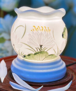 Đèn Xông Tinh Dầu Bát Tràng Dáng Lượn Hoa Cúc Trắng