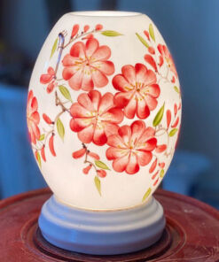 Đèn Xông Tinh Dầu Bát Tràng Dáng Trứng Hoa Đỏ