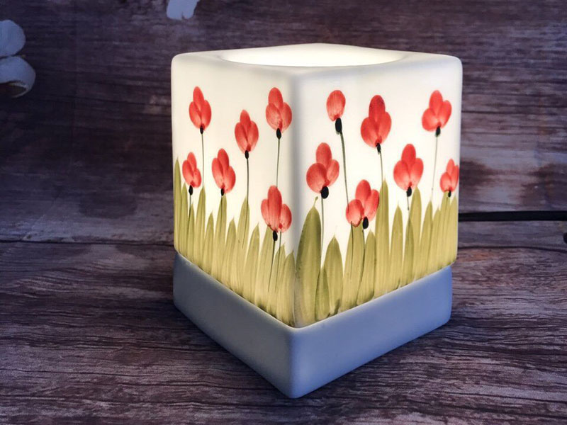 Đèn Xông Tinh Dầu Bát Tràng Dáng Vuông Hoa Tullip