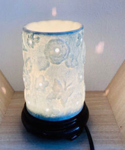 Đèn Xông Tinh Dầu Trụ Hoa Nổi - Màu Xám