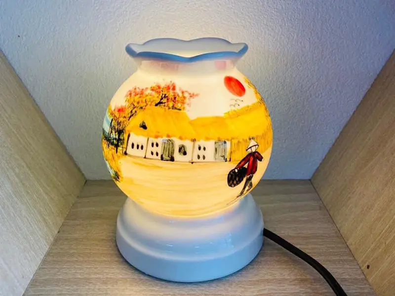 Đèn Xông Tinh Dầu Bát Tràng Mini Dáng Lượn Hoa Tulip Lớn