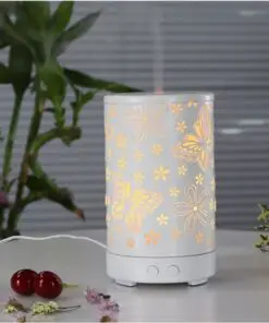 trụ kim loại bướm trắng