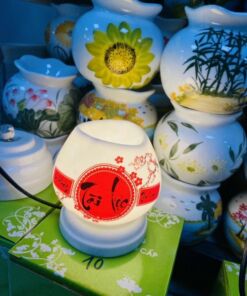 Đèn xông tinh dầu chữ Tài Lộc loại trung