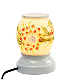 Đèn xông tinh dầu Bát Tràng vẽ hoa lá