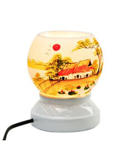 Đèn xông tinh dầu Bát Tràng vẽ mặt trời mọc trên quê hương