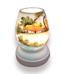 Đèn xông tinh dầu Bát Tràng vẽ cảnh nhà mái tranh