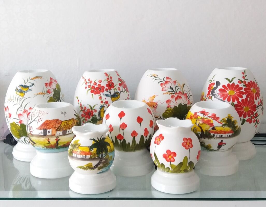 Đèn xông tinh dầu là gì